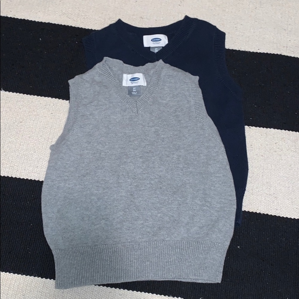 Sweater vests Old Navy
